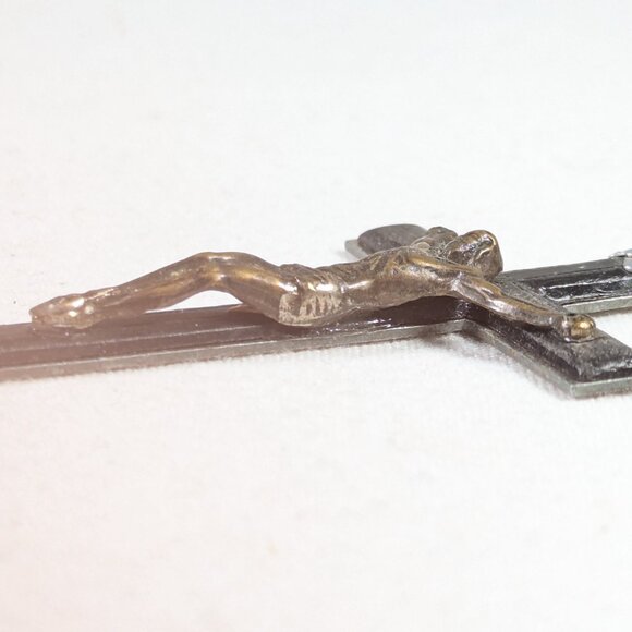 Vintage Italian crucifix pendant, rosary cross 3.5" tall - Picture 6 of 6